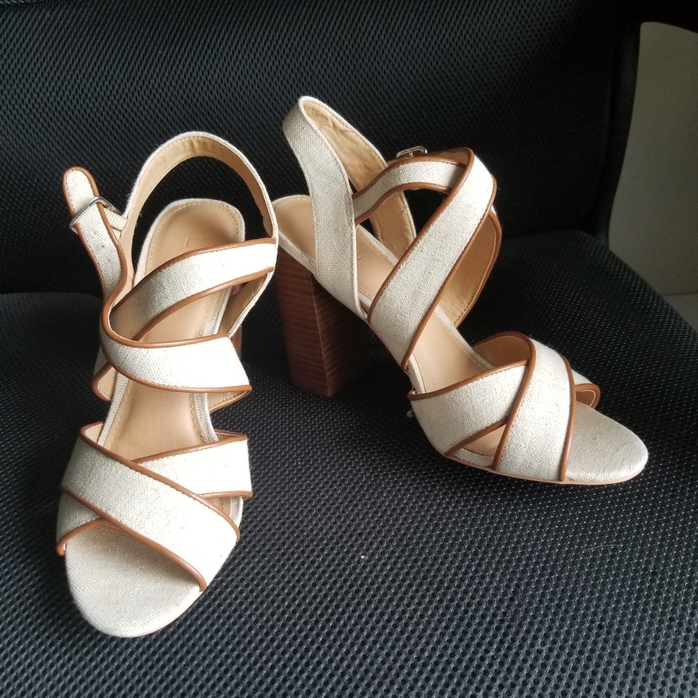 Loft sandals
